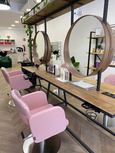 Handmade | Hair studio & Barber shop en Vic