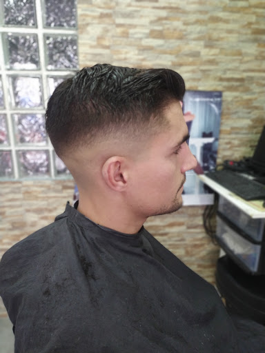 Bigote Peluqueros en El Viso del Alcor