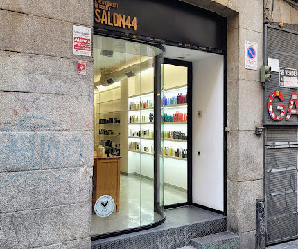 Salón 44 – Madrid