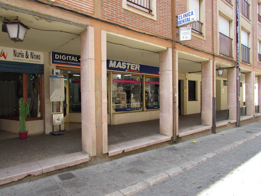 Nuria Y Nines en Tordesillas