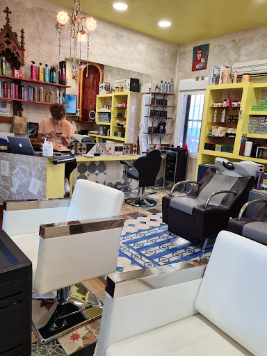 Fabio Alberto - Neon Hair en Valladolid