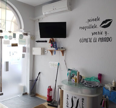 Salón de Belleza María Acuña – Barbate