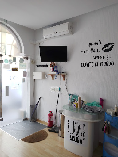 Salón de Belleza María Acuña en Barbate