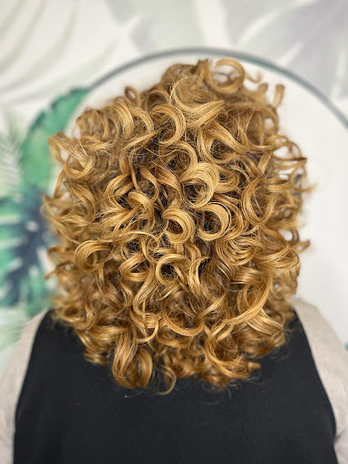 Paqui Diaz Peluquería en Pilas