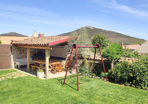Casa Rural Tozoloslobos – Otero de Bodas
