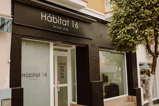 Hábitat 16 Barber Shop en Arahal