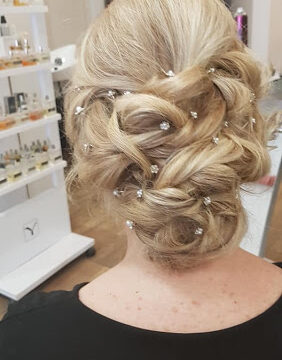 Peluqueria & Centro de Estetica Carmen Torres Jaen – Jaén