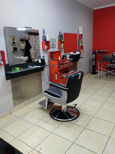 Peluqueria Barbershop domin: peluqueria barberia caballeros en Madrigueras
