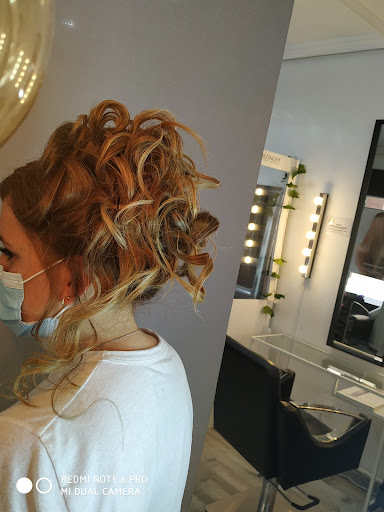 Be Good Peluquería & Extensiones De Pestaña en Salamanca