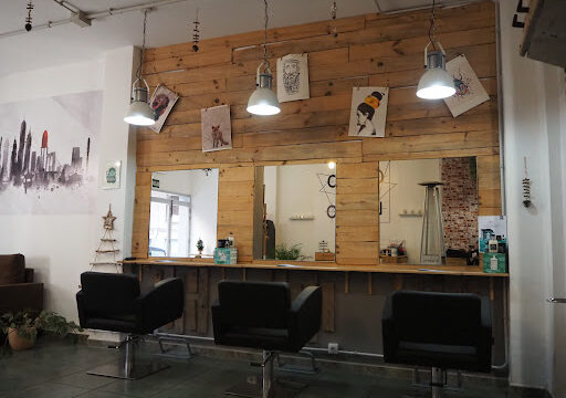 Coco Loco Salón Peluquería y Estética – Cáceres‎