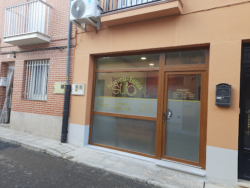 Peluquería y estética Stilo en Peñaranda de bramante