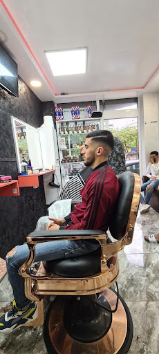 Barbero YASSIN en Alicante