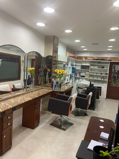 Peluquería Estética & Belleza LORENA en Betanzos