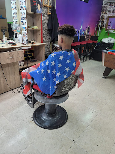 Steven Barber Shop en Llanes
