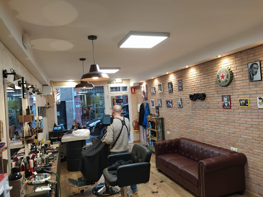 Le Moustache Barberos en Huétor Vega
