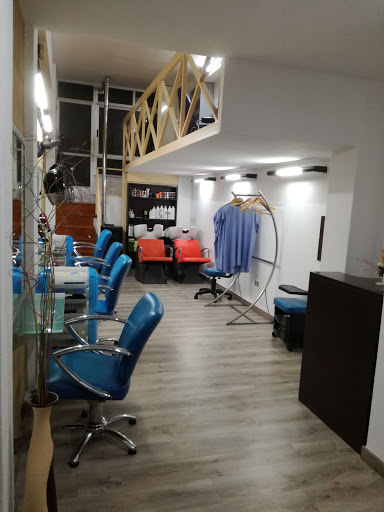 Peluquería Cabel en O Carballiño