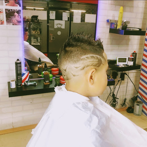 BARBER SHOP HAMIMI en Monzón