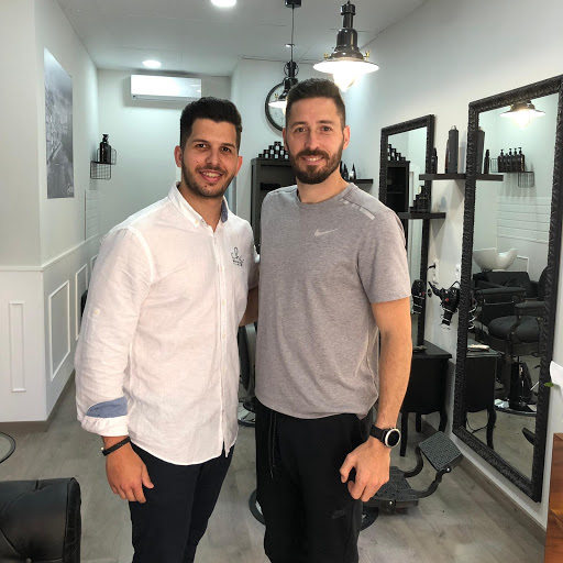 Carlos Hair Style en Gerona