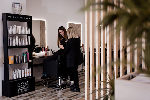 Ana Ruiz Hair Salon – Huelva