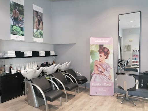 Marina Cruz Estilistas El Carmen en San Sebastián de los Reyes