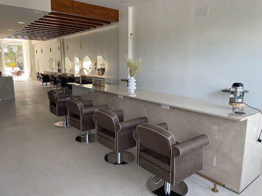 PELUQUERIA EL SALÓN D´LAURA en Chiclana de la Frontera