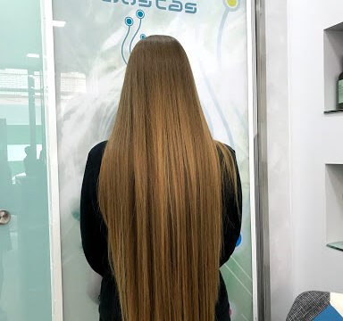 Rebeca Estilistas – Adra