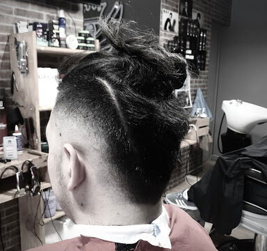 B.D Barber’s – Mora