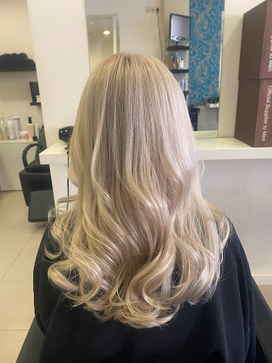 Natalia Núñez Peluqueros en Pontecesures