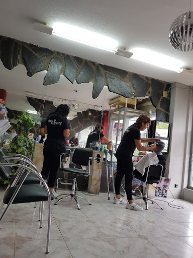 Salón de Peluquería Esther en Villamayor