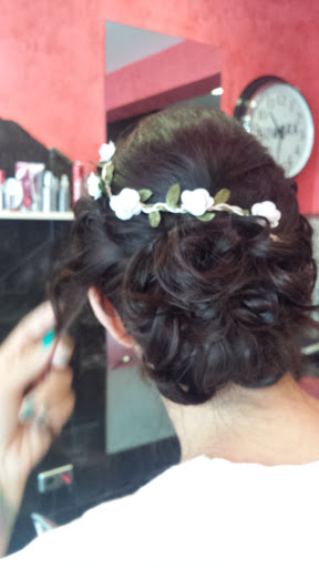 Sombra Peluquería Barberia en Andratx