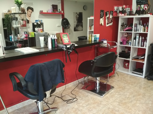 Le Petit Salón PELUQUERÍA Y ESTÉTICA en Monzón
