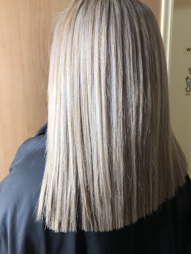 Salón de Peluquería Unisex J.J en Montilla