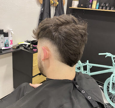 Lungo Barbershop – Granada