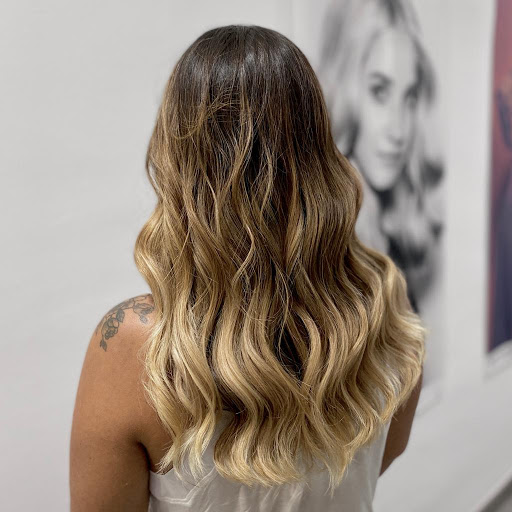 Carlos Lobato Hair Stylist en Manresa