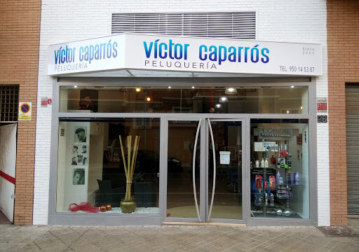 VÍCTOR CAPARRÓS PELUQUERÍA – Almería
