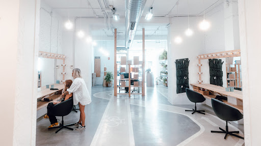VIRGINIA G | Estilista en Zaragoza