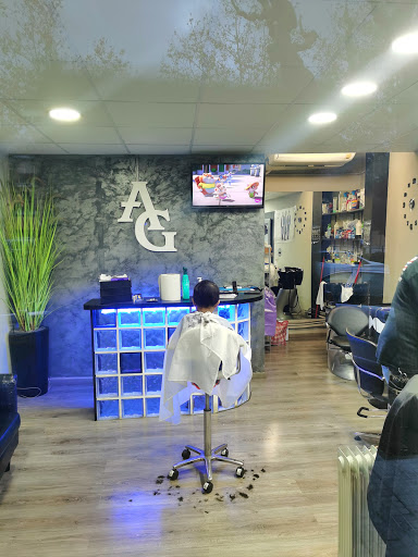 PELUQUERIA ANTONIO GARRiDO en Vilanova del Vallès