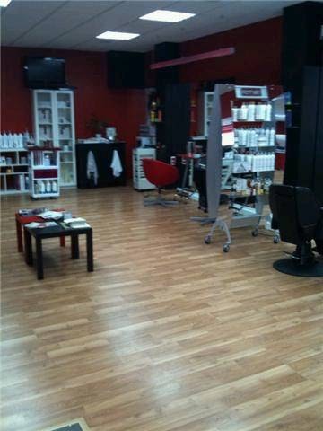 Marisina Luna Peluqueros en Archena