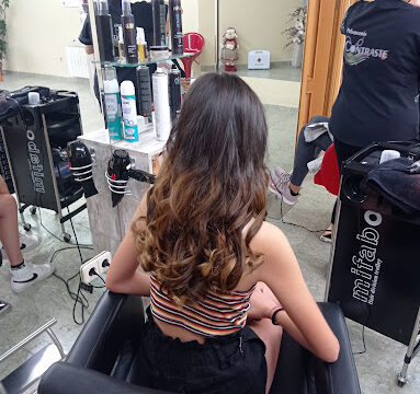 Peluquería Contraste – Ávila‎