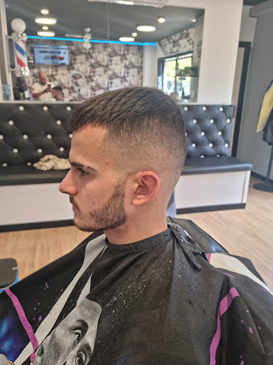 Barberia pi2k en Pamplona