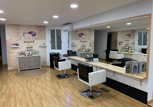 L´Atelier Peluquería – Cáceres‎