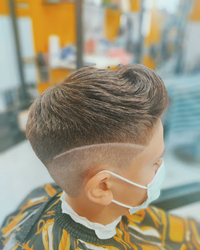 Peluquería Sales en Santa Cruz de Mudela