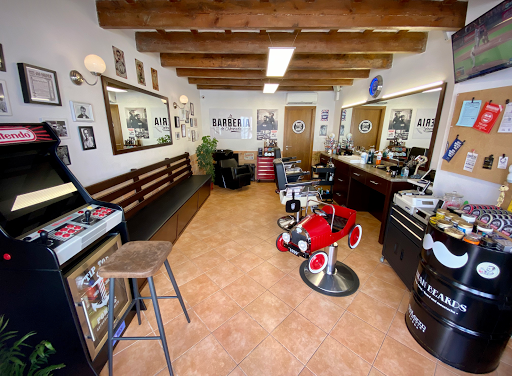 La Barbería de Mercadal by Iván López en Es Mercadal