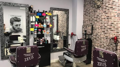 Peluquería de caballeros Zeus en Zaragoza