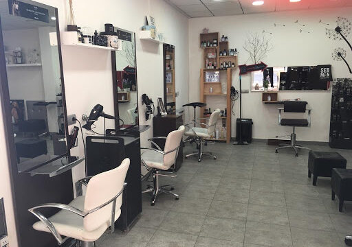 La peluquería de Ana – La Pobla de Vallbona