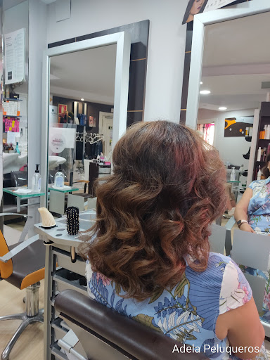 Adela Peluqueros en Plasencia
