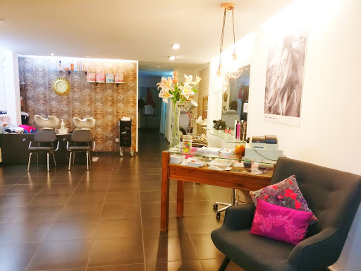 Perruqueria Julia Cereto en Llançà