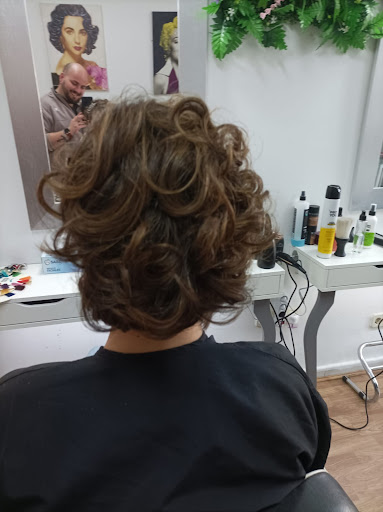 Peluqueria Guadalix de la Sierra - Con peine y tijera en Guadalix de la Sierra