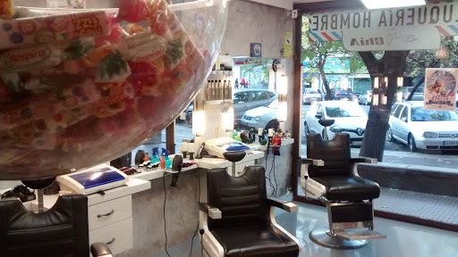 Man hairdresser CHIA – Madrid