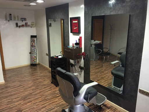 Peluqueria de caballeros Álvaro en Alhendín